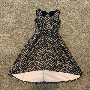 Girls dress